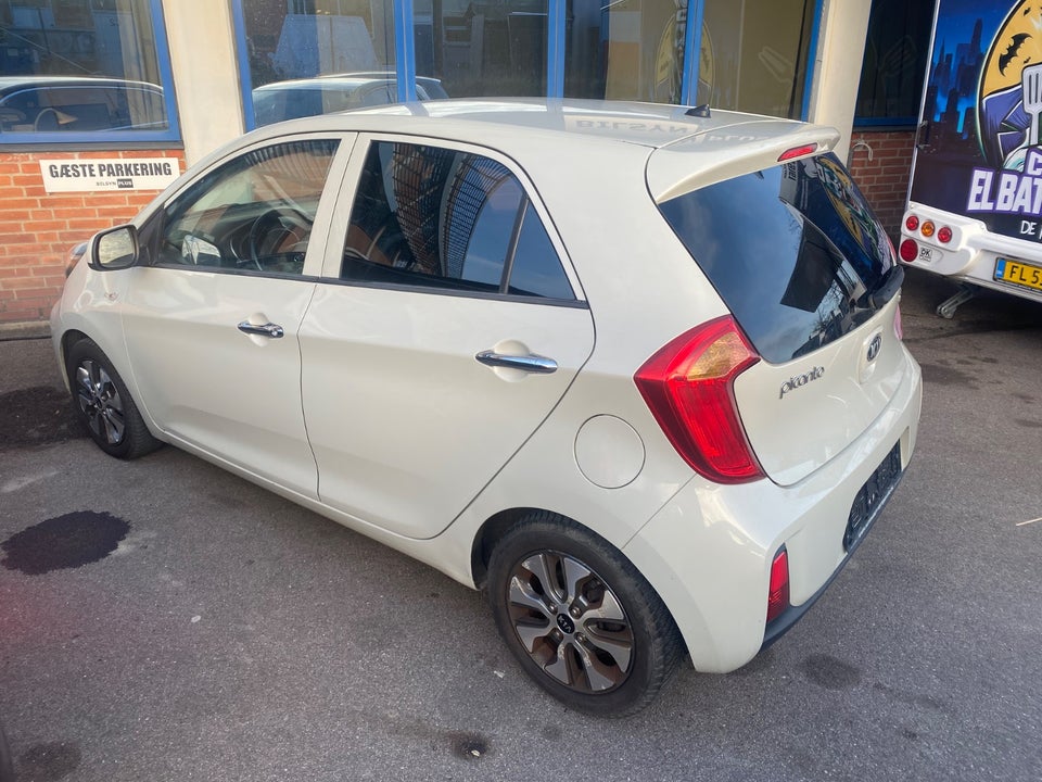 Kia Picanto 1,0 Attraction 5d