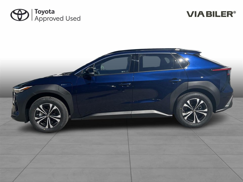 Toyota bZ4X Executive 5d