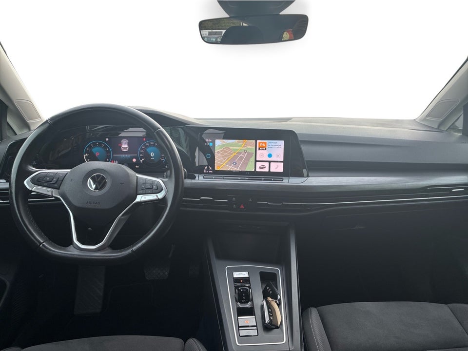 VW Golf VIII 1,5 eTSi 150 Life DSG 5d