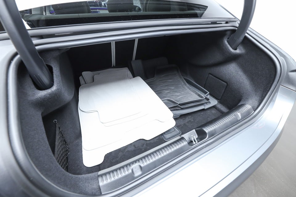 Mercedes EQE350+ AMG Line 4d