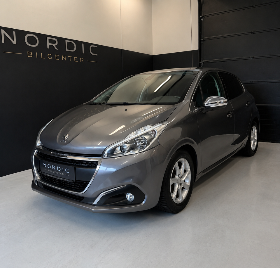 Peugeot 208 1,2 PureTech 82 Allure Sky 5d
