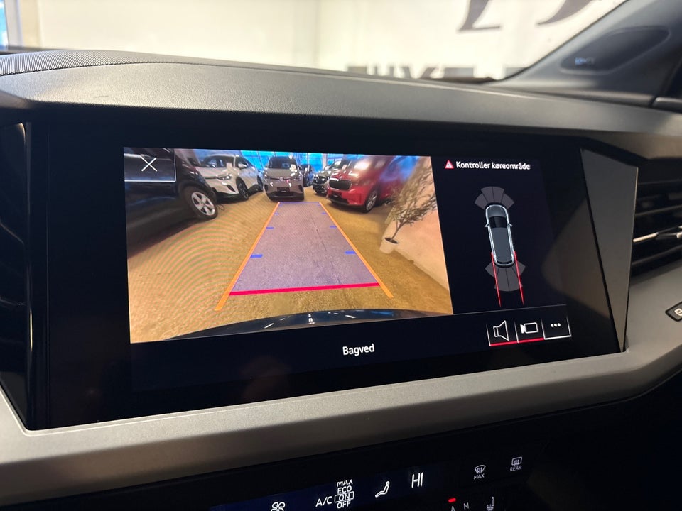 Audi Q4 e-tron 40 Advanced 5d