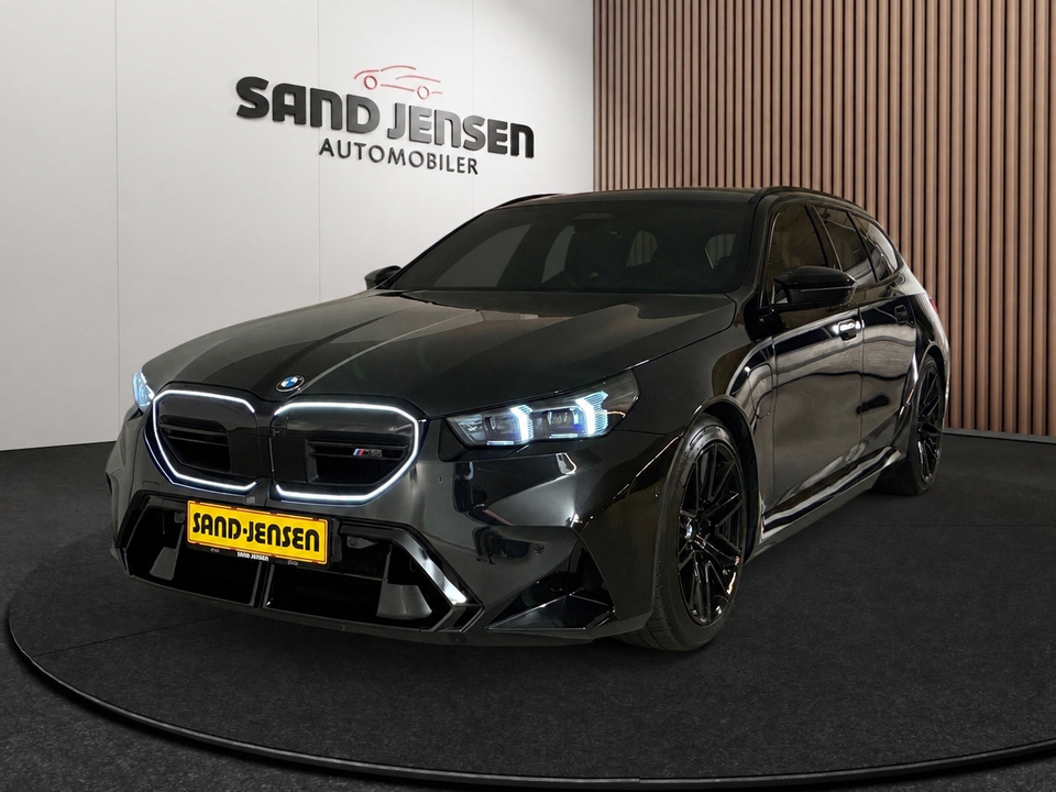 BMW M5 4,4 Touring xDrive aut. Van 5d