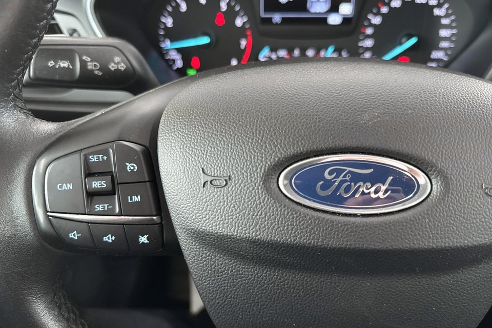 Ford Focus 1,0 EcoBoost Active stc. 5d