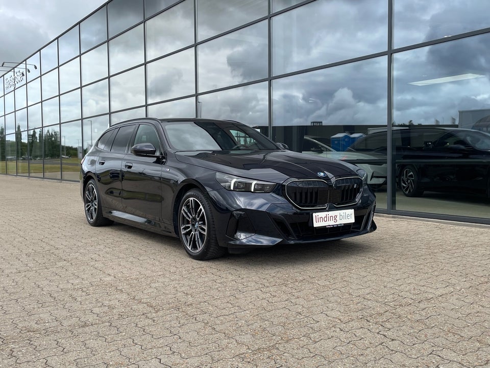 BMW i5 eDrive40 Touring Fully Charged M-Sport 5d