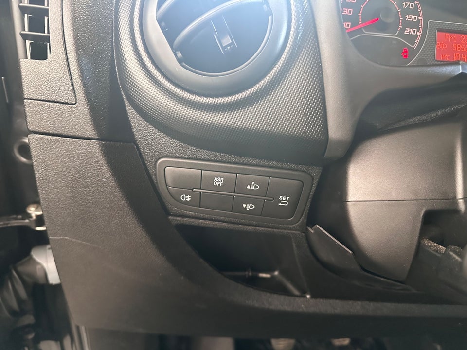 Fiat Fiorino 1,3 MJT 80 Professional Van 5d