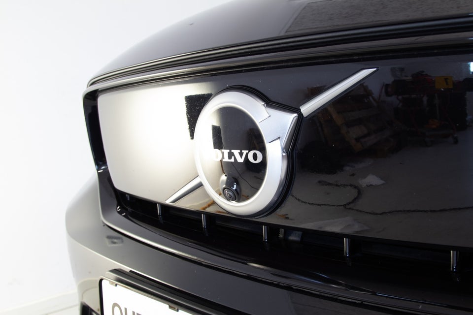 Volvo XC40 P8 ReCharge Twin R-Design 5d