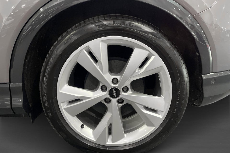 Audi Q4 e-tron 40 Attitude S-line 5d