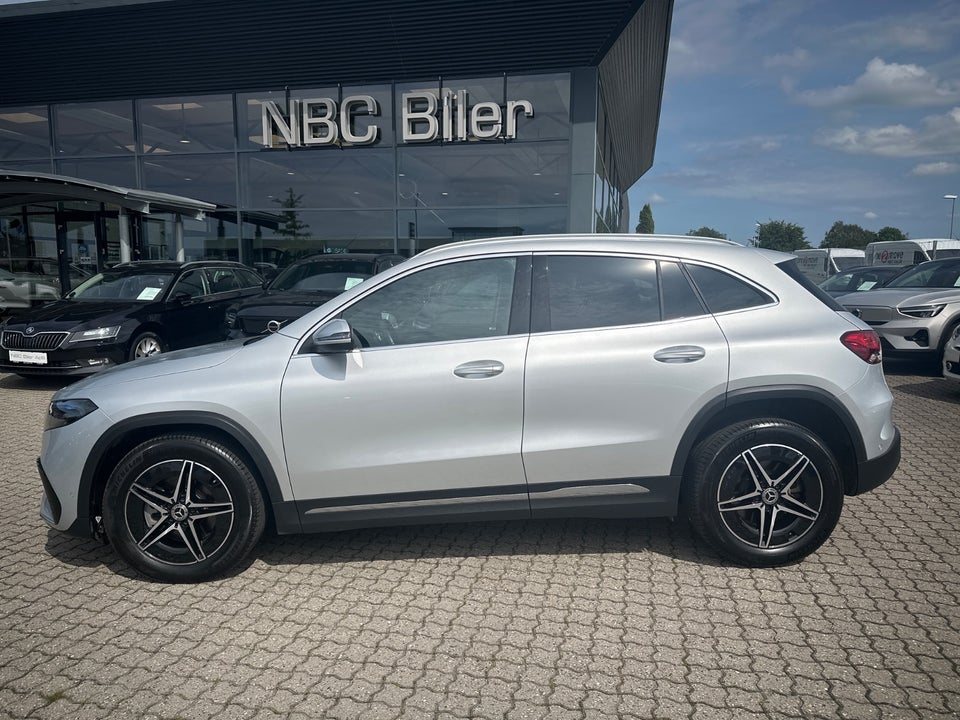 Mercedes EQA350 AMG Line 4Matic 5d