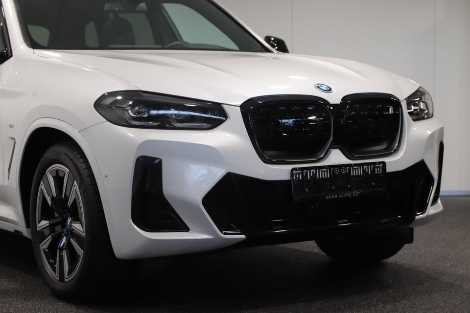 BMW iX3 Charged M-Sport 5d