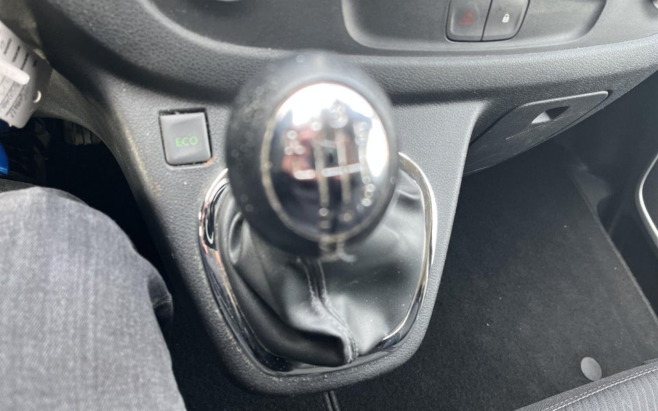 Nissan NV300 1,6 dCi 125 L2H1 Working Star