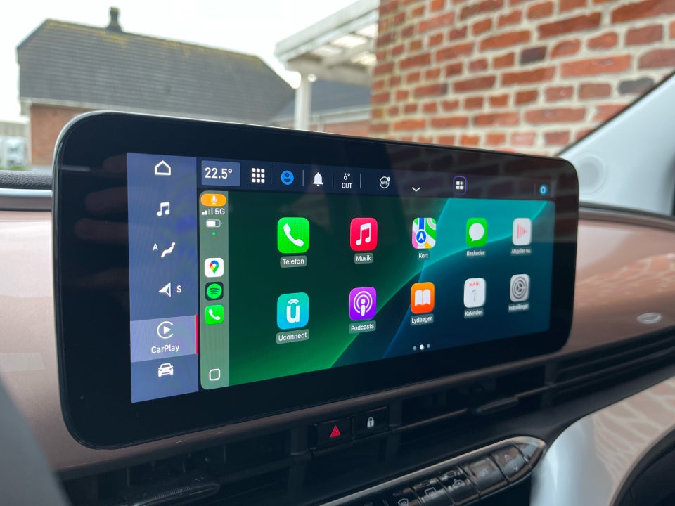 Fiat 500e 42 Icon Sky 3d