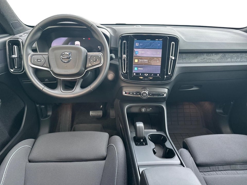 Volvo EX40 Extended Range Black Edition 5d