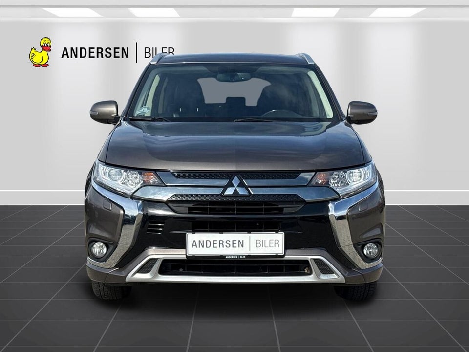 Mitsubishi Outlander 2,4 PHEV Invite CVT 4WD 5d