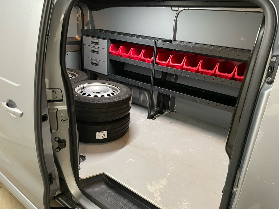 Peugeot Expert 2,0 BlueHDi 122 L3 Premium EAT8 Van