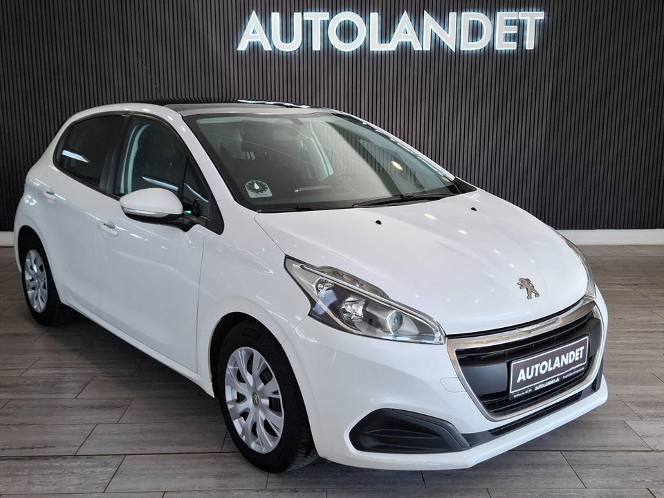 Peugeot 208 1,6 BlueHDi 100 Chili Sky 5d