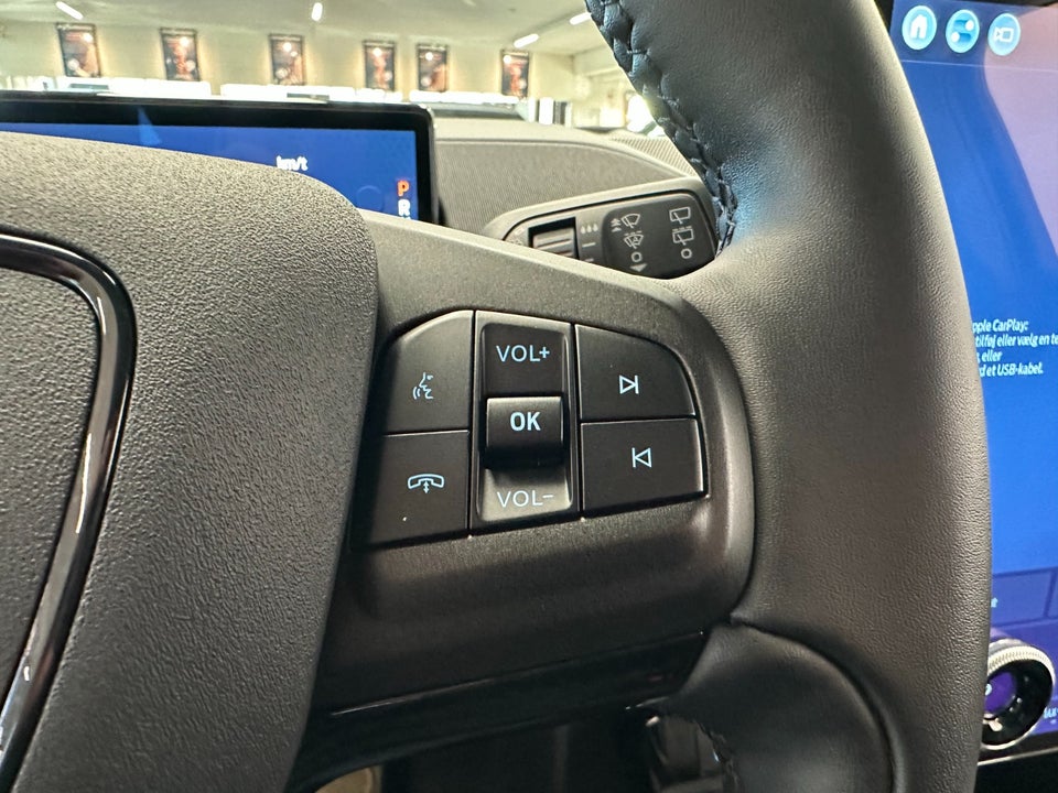 Ford Mustang Mach-E 75 Standard Range 5d