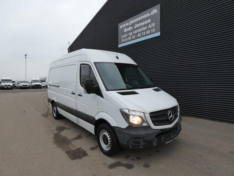 Mercedes Sprinter 211 2,2 CDi R2 Kassevogn 5d