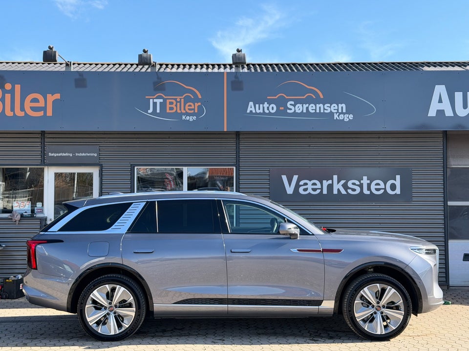 Hongqi E-HS9 99 Exclusive 5d