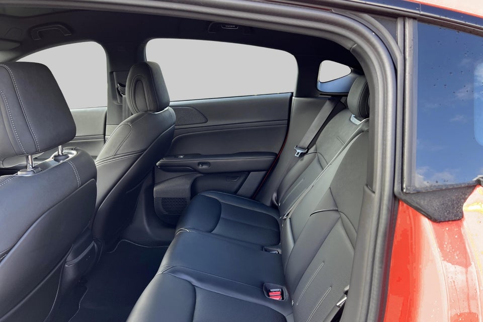 Xpeng G6 Performance 5d