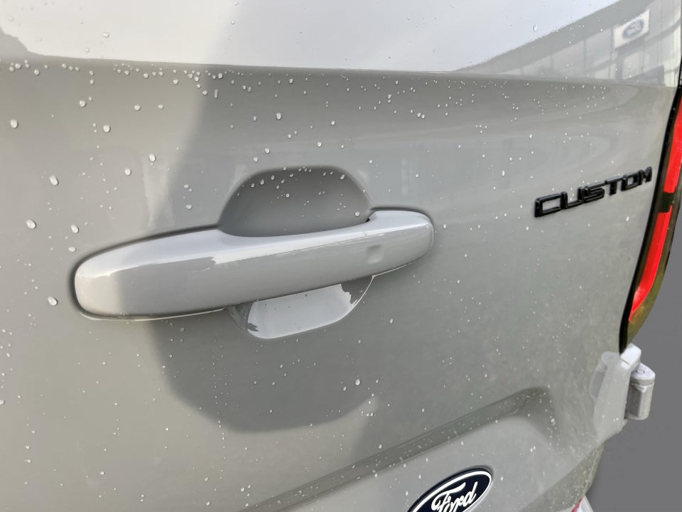 Ford E-Transit Custom 340L 64 Limited