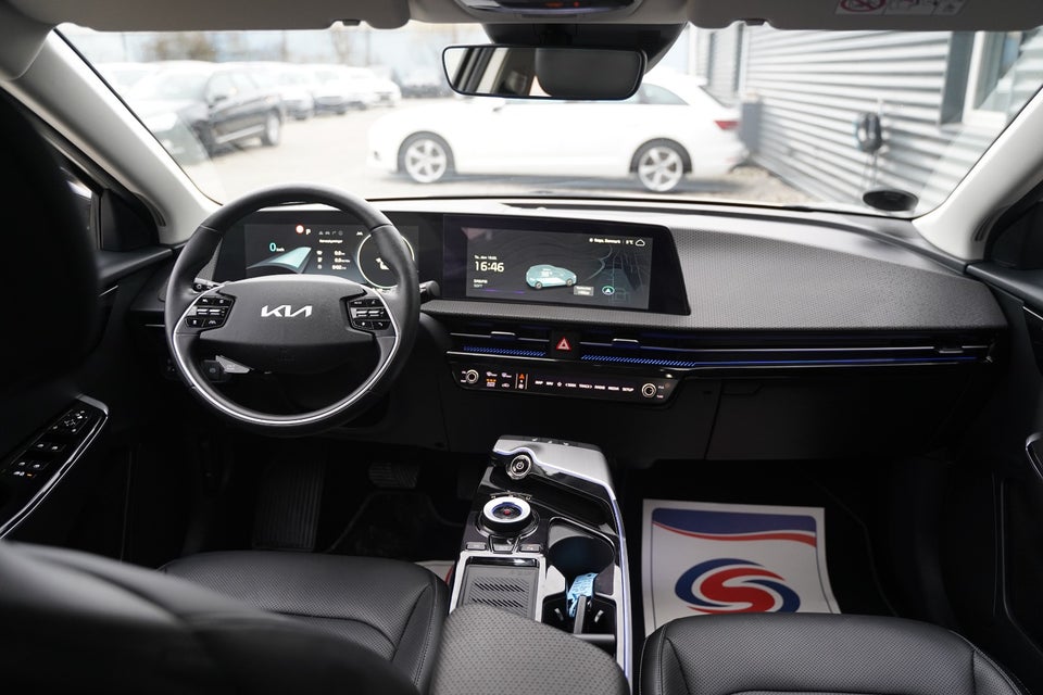 Kia EV6 77 Long Range Upgrade 5d