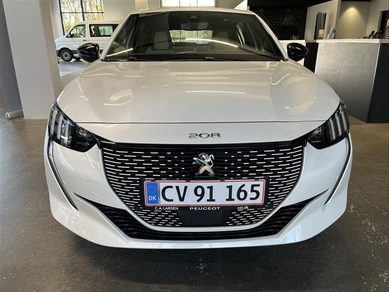 Peugeot e-208 50 GT 5d