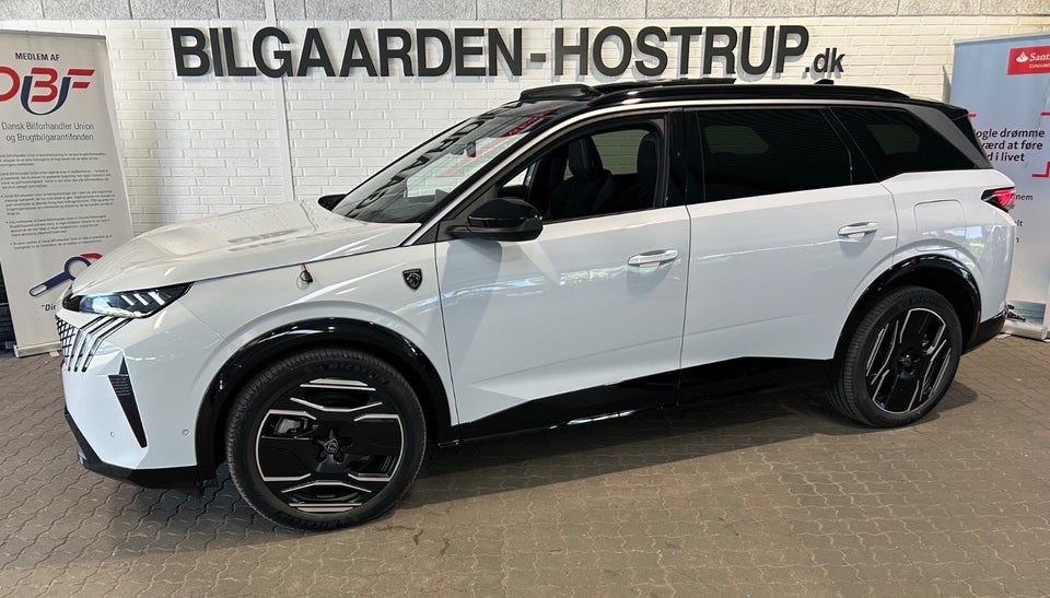 Peugeot e-5008 77 GT Pack AWD 7prs 5d