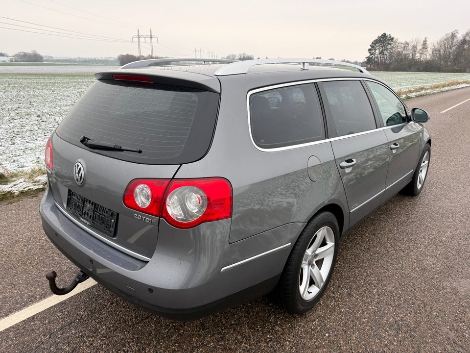 VW Passat 2,0 TDi 170 Highline Variant DSG 5d
