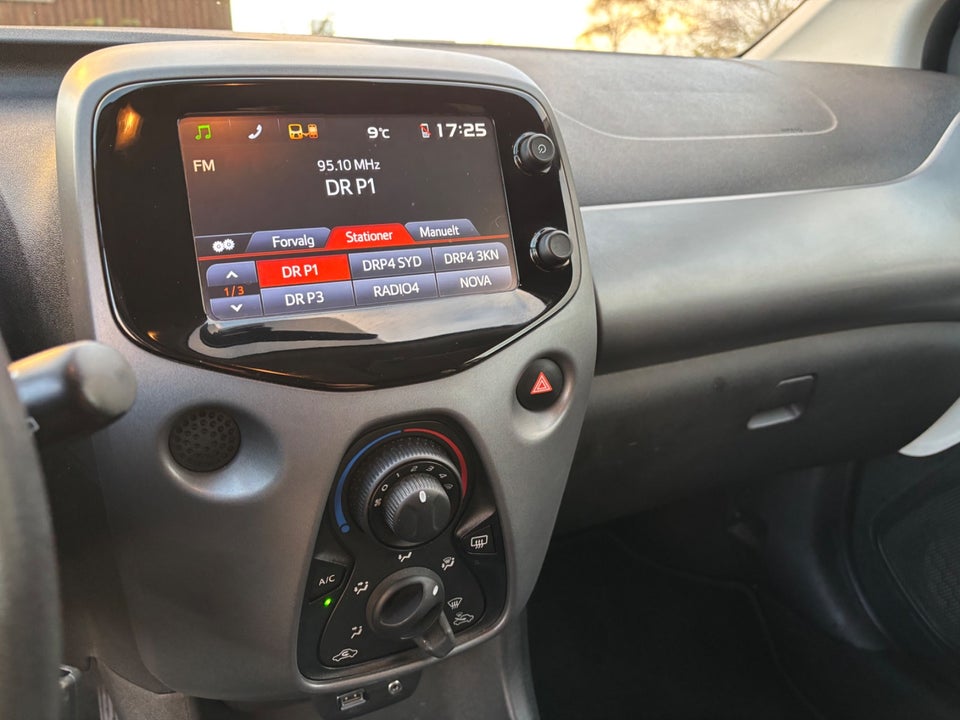 Toyota Aygo 1,0 VVT-i x-cellence 5d