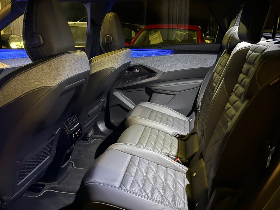 Peugeot e-5008 77 GT 7prs 5d