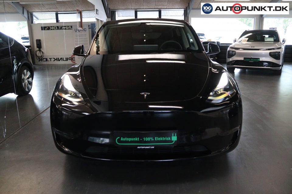 Tesla Model Y Long Range AWD 5d