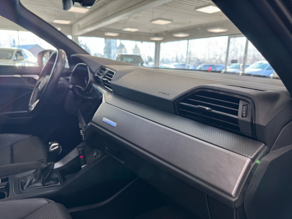 Audi Q3 45 TFSi e S-line plus S-tr. 5d