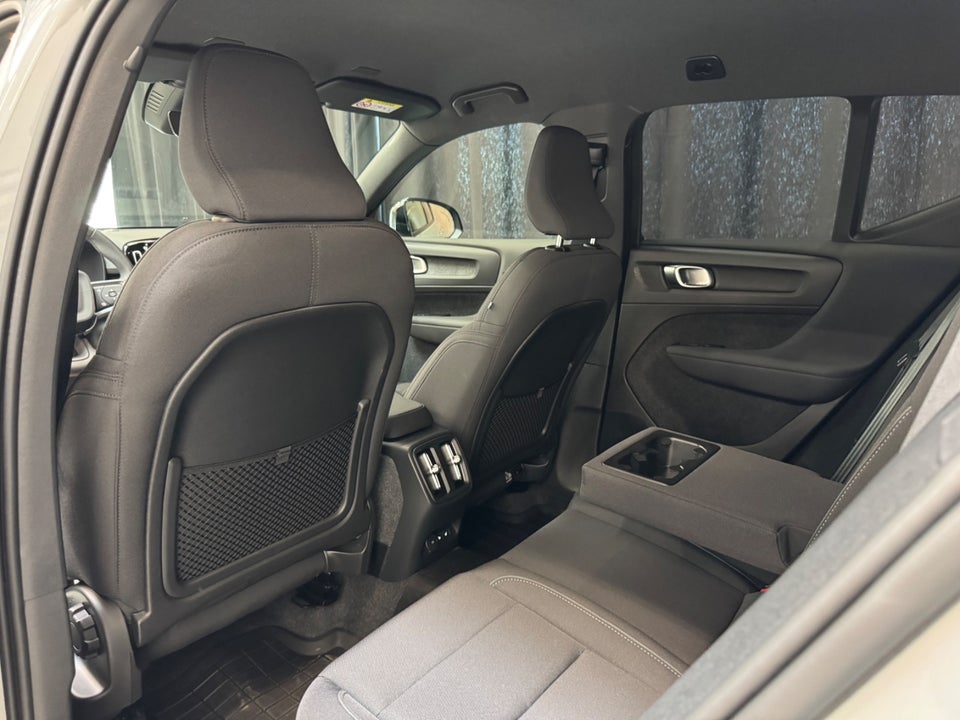 Volvo EX40 Extended Range Core 5d