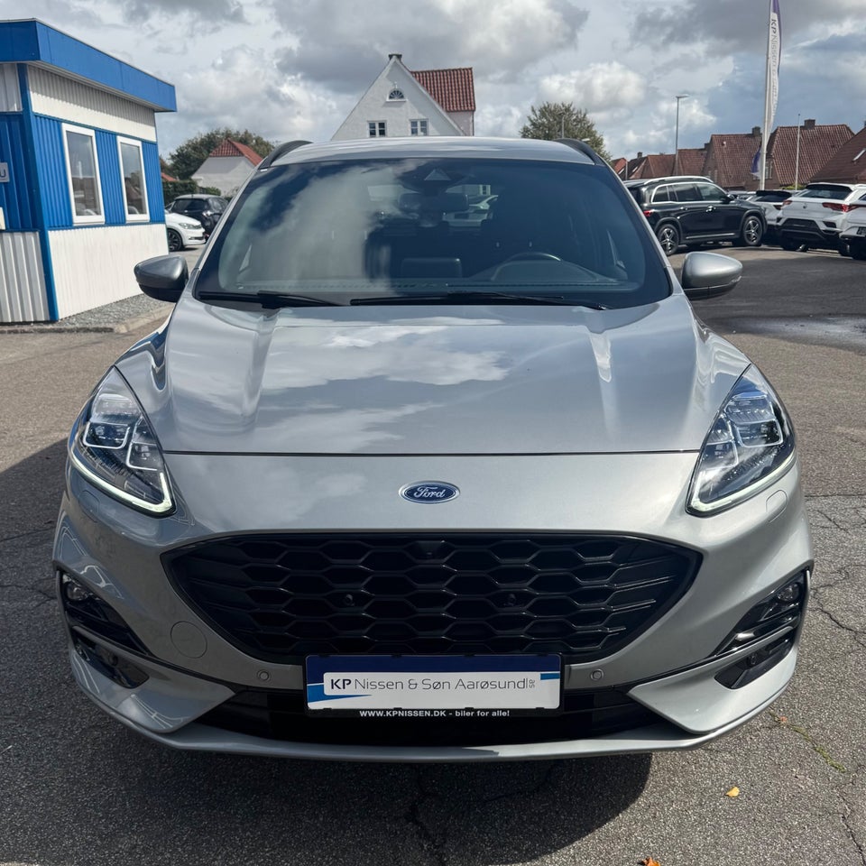 Ford Kuga 2,5 PHEV ST-Line X CVT 5d