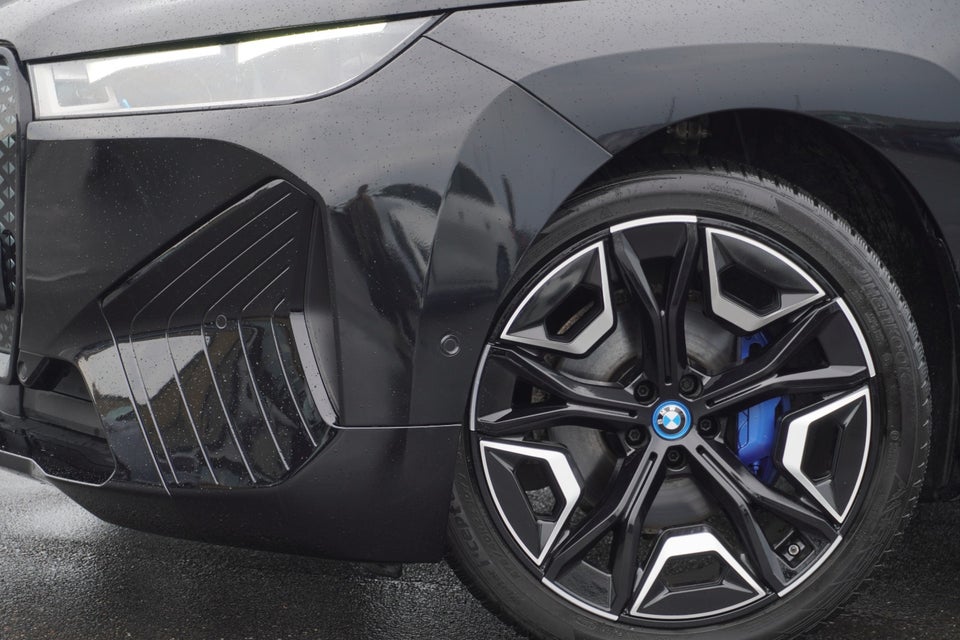 BMW iX xDrive40 M-Sport 5d