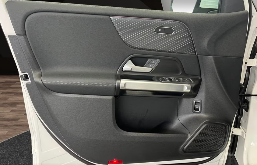 Mercedes EQB250+ Progressive Advance 5d