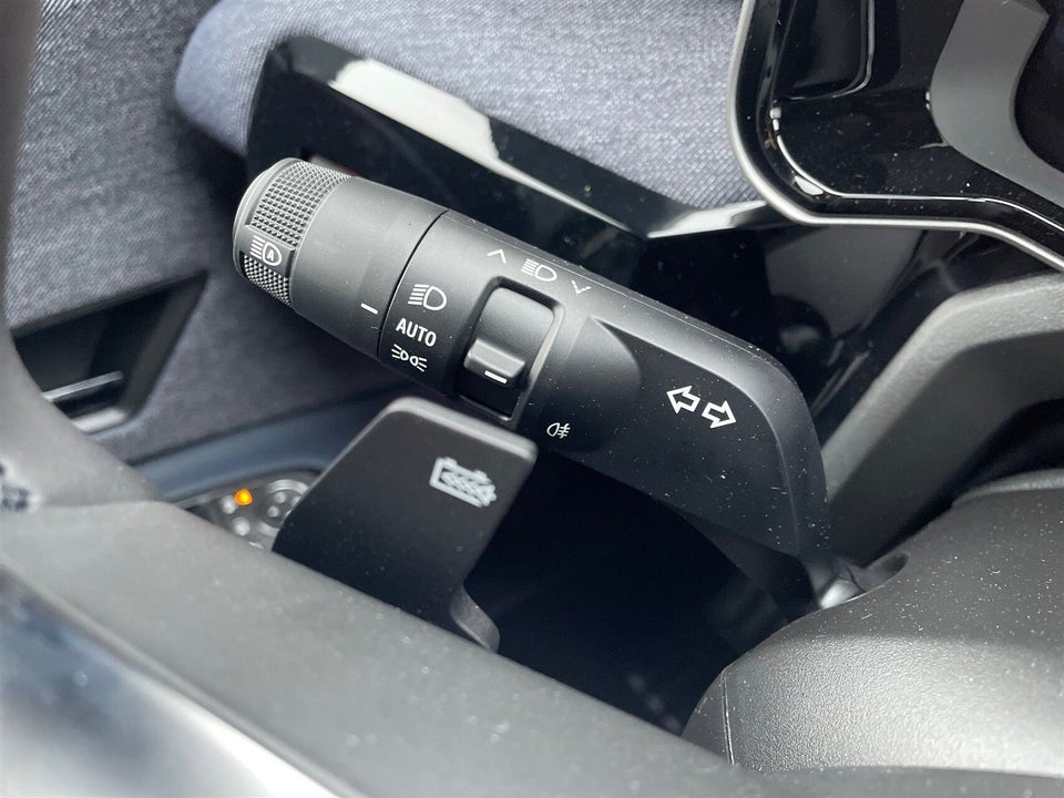 Renault 4 E-Tech 52 Techno 5d