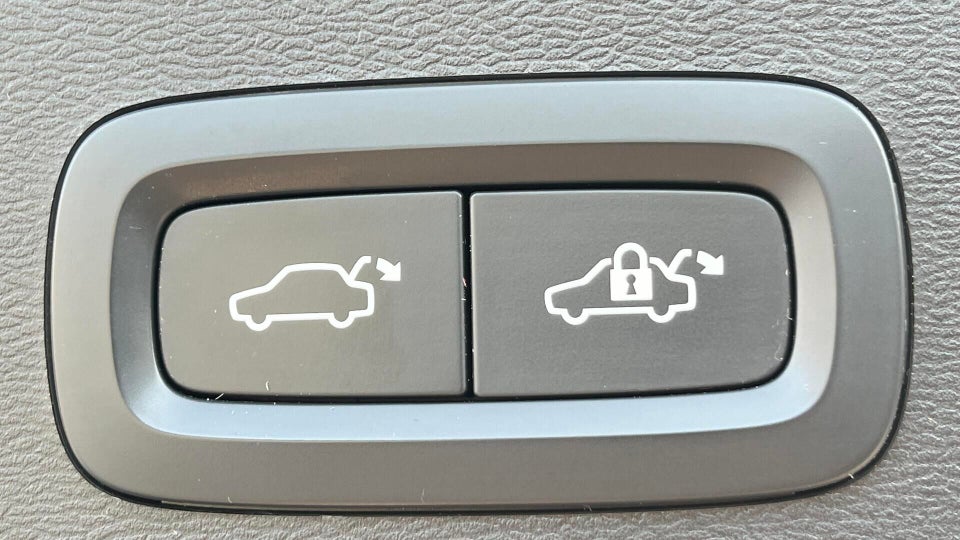Volvo XC40 P6 ReCharge Ultimate 5d