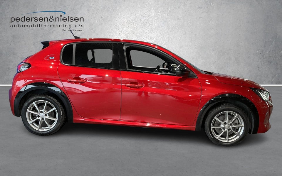 Peugeot e-208 50 GT Sky 5d