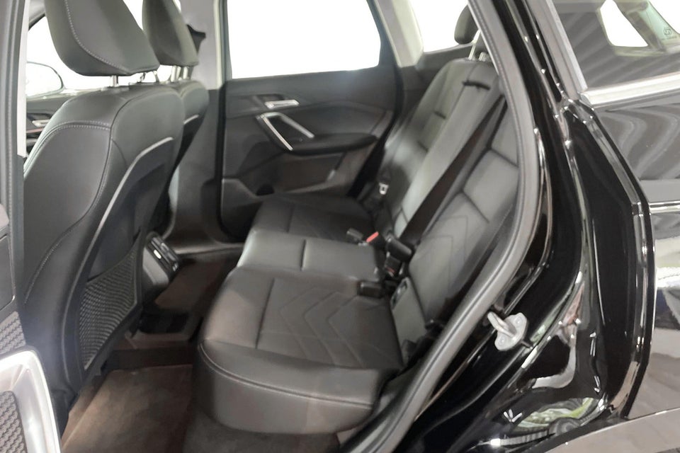 BMW iX1 eDrive20 X-Line 5d