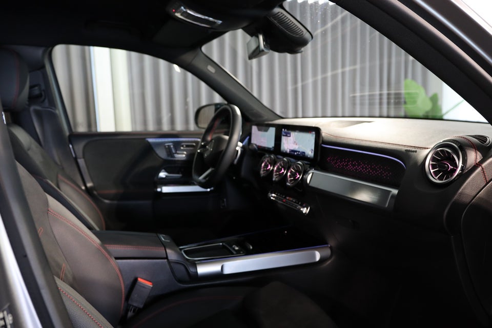 Mercedes EQB350 AMG Line 4Matic 5d