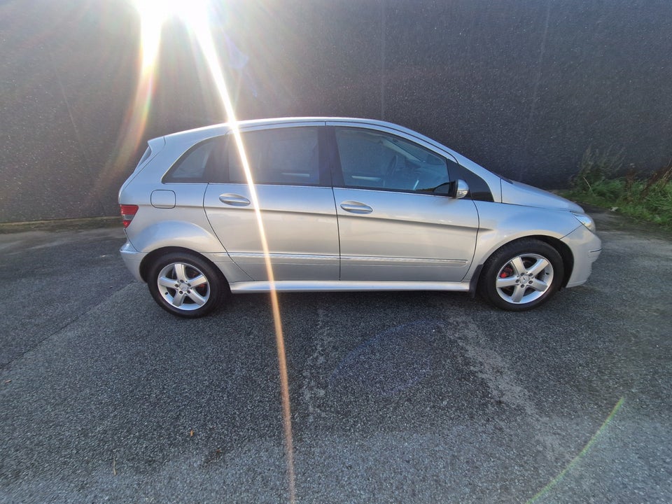 Mercedes B180 2,0 CDi 5d