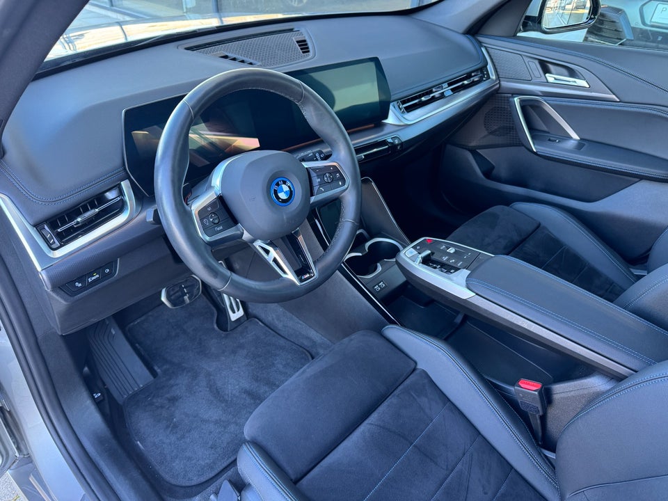 BMW iX1 xDrive30 M-Sport Premium 5d