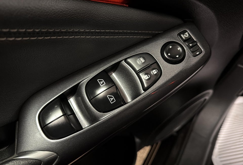 Nissan Juke 1,0 Dig-T 117 N-Connecta DCT 5d