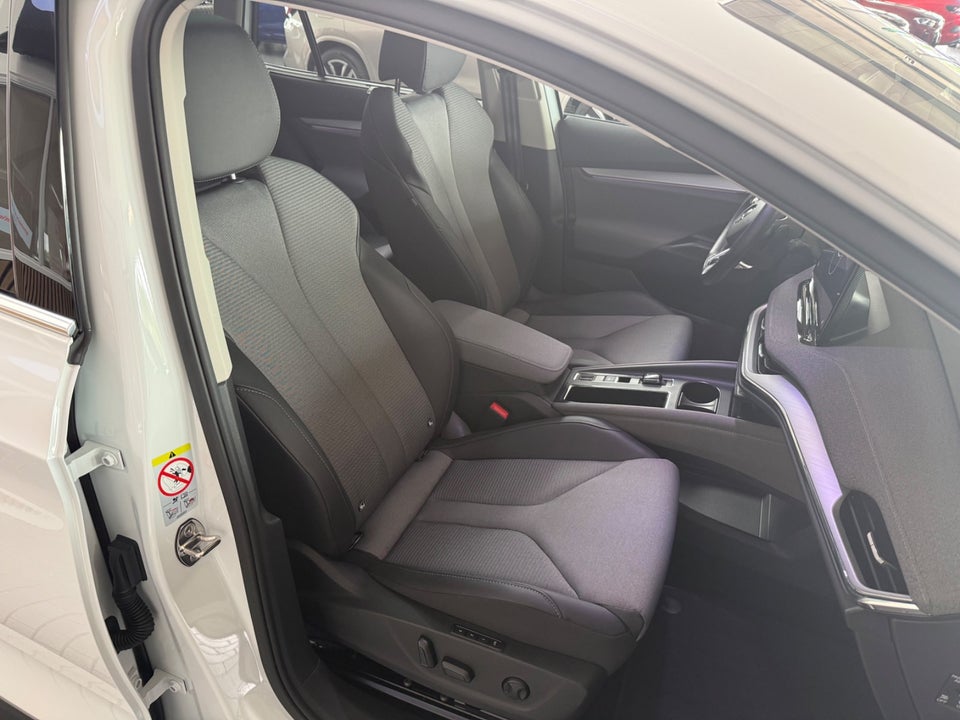 Skoda Enyaq 80 iV Loft 5d