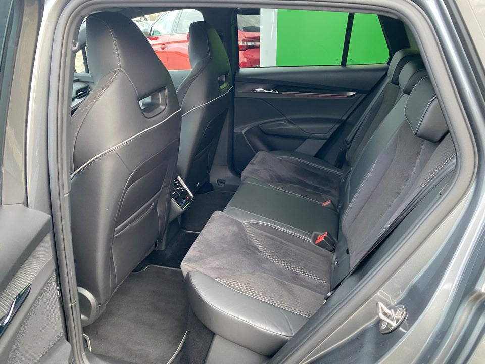 Skoda Enyaq 80x iV Sportline 5d