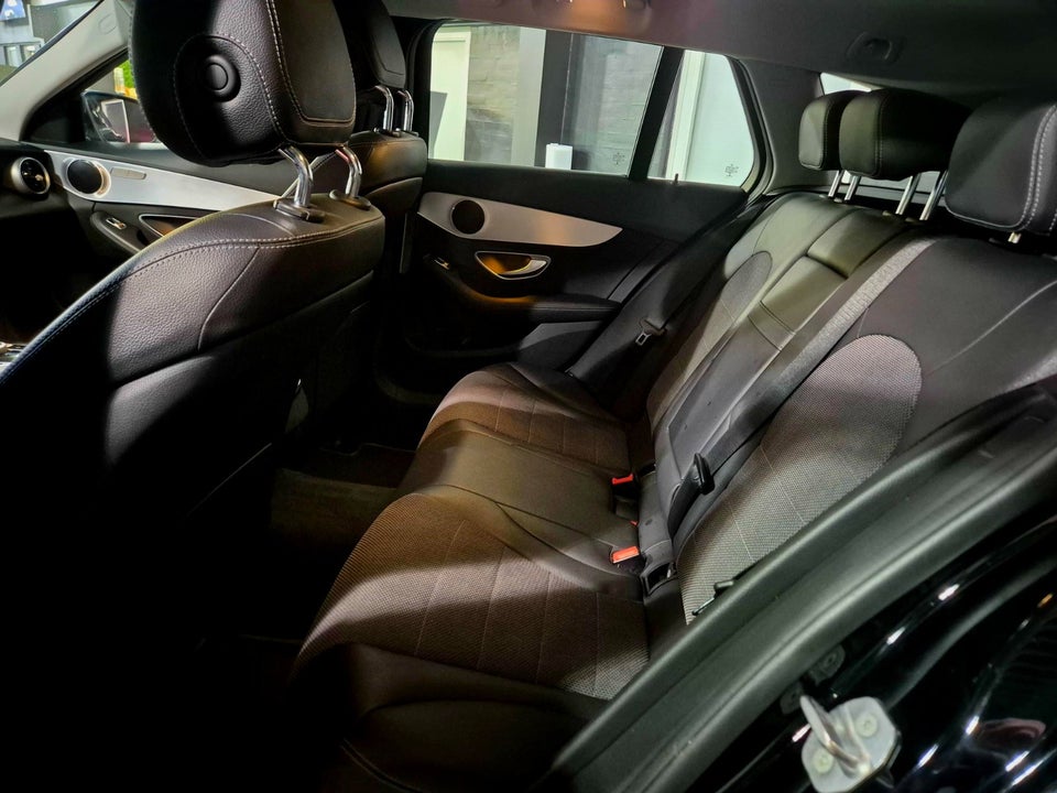 Mercedes C300 e 2,0 Avantgarde stc. aut. 5d