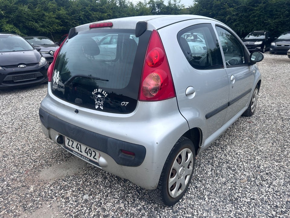 Peugeot 107 1,0 Comfort 5d