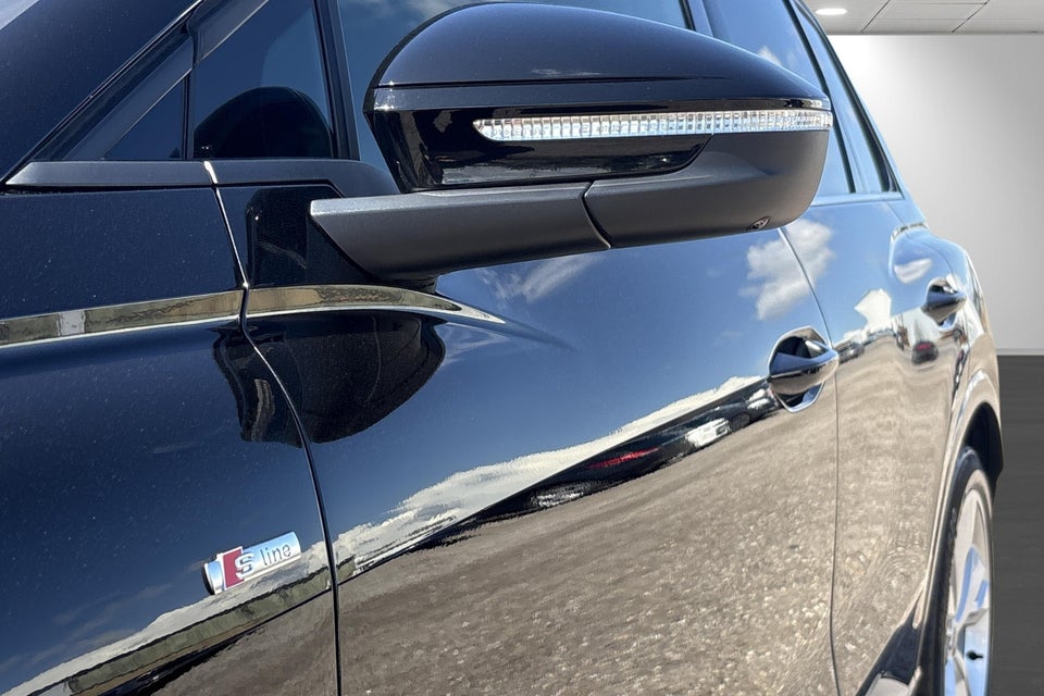 Audi Q4 e-tron 45 Progress 5d